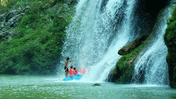 1 Day Join-in tour to Furong town and Mengdong river rafting