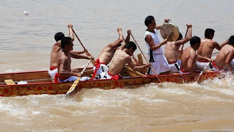 Zhangjiajie Dragon Boat Festival