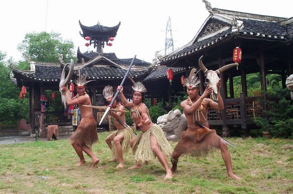 Zhangjiajie Maogusi Dance