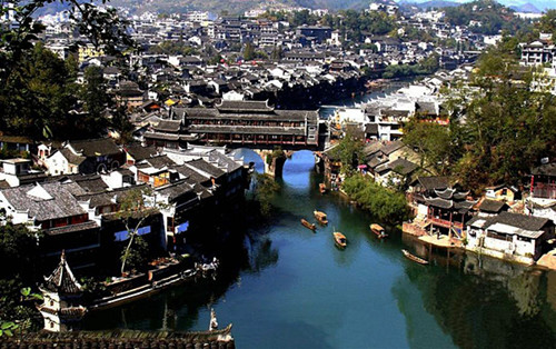 Fenghuang ancient town late autumn night picture