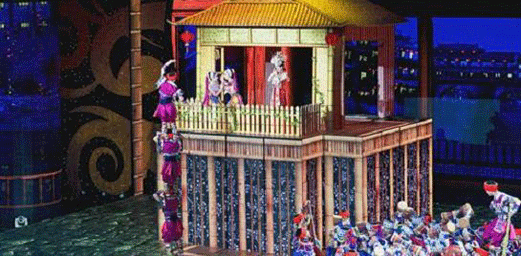 Charming Xiangxi &quot;Chasing love&quot; tells a story of perfect true love