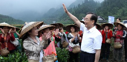 Premier Wen Makes Inspection Tour in Western Hunan