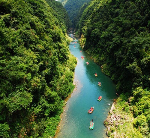 1 Day Private Tour to Furong-town and Rafting in Mengdong river