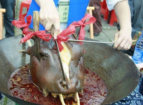 Zhangjiajie Tujia Bull Head Feast