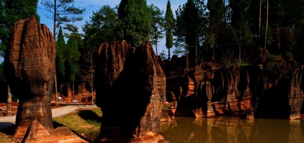 One day Zhangjiajie Join-In tour to Western Hunan's Scenic Spots