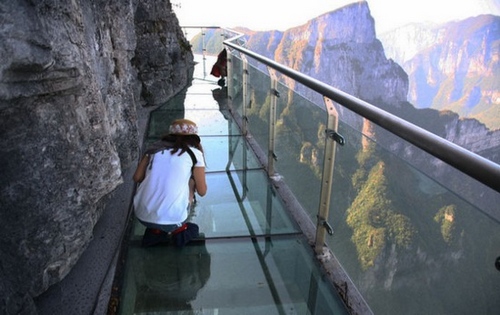 Zhangjiajie Ghost Valley Glass Plank Bridge