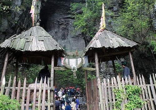 Fenghuang Miao Village of Miaoren Valley