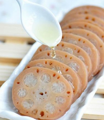 Glutinous rice dumplings with Lotus root