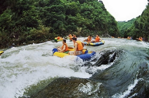 Huaihua Maocong River Rafting
