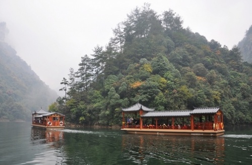 ZJJ Baofeng Lake Ecological Boat Fully Put into Operation