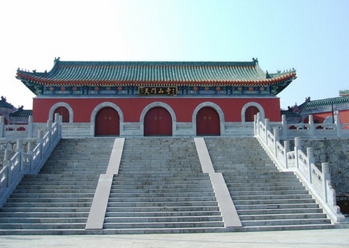 Tianmen Mountain Temple