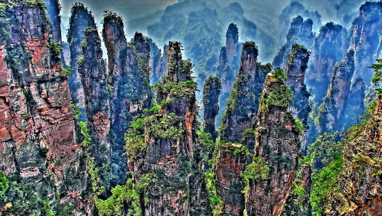 Zhangjiajie, A Sea of Mountains