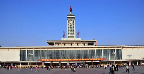 Changsha Adds More Trains to Meet Dragon Boat Festival Deman