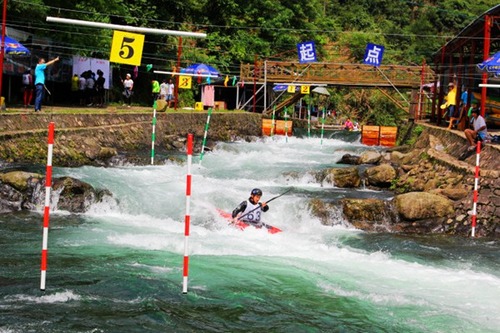 The National Whitewater Slalom Championship will be held in Zhangjiajie