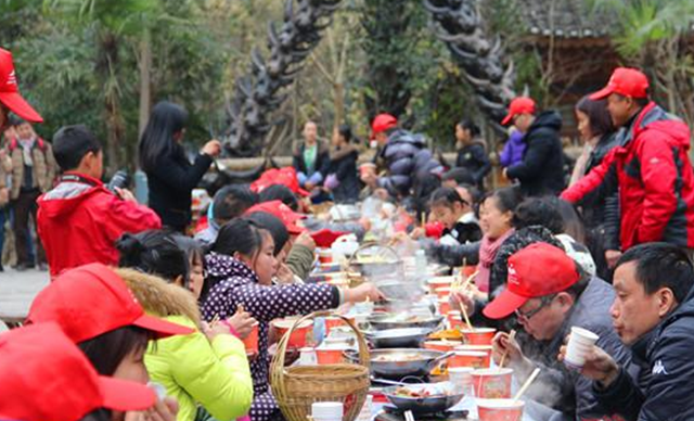 Dehang Miao Village Celebrates New Year with Diversified Activities