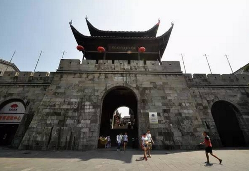 Explore Hunan's Ancient Architecture tour
