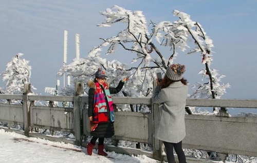 ZJJ Tianmen mountain adjusts fare and ticketing time during winter