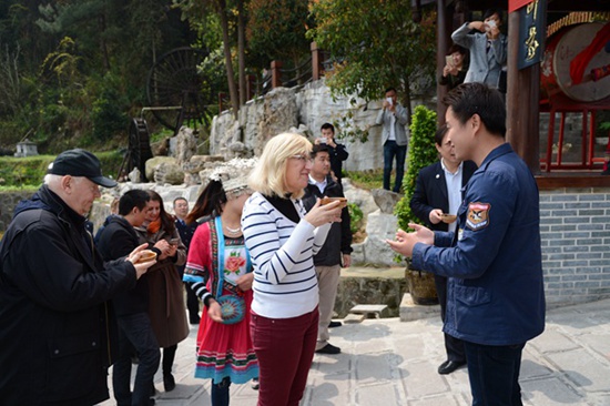 Austria Deputy Speaker Winkler visited Zhangjiajie Wulingyuan