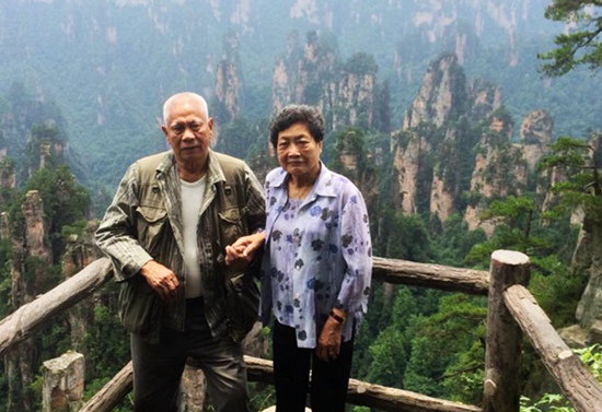 Old Man He Huan visited Zhangjiajie for 63 times