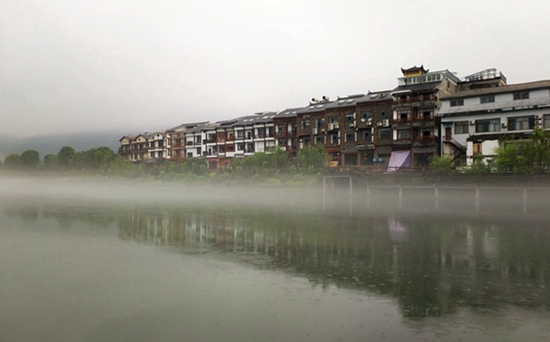 Zhangjiajie Wulingyuan Advection fog landscape looks like a mirage