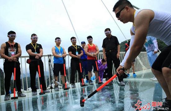 Zhangjiajie glass bridge's deck accept &quot;Security check&quot;