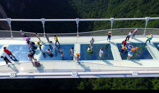 World's longest, Highest glass bottom bridge opens in Zhangjiajie