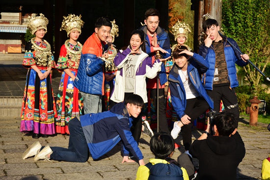 “Special driving period”program explored Huanglong scenic area