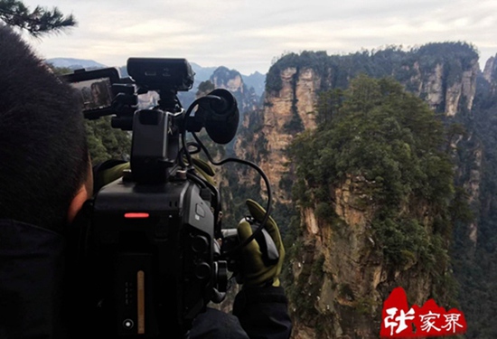 CCTV “Travel guide” focuses on Zhangjiajie winter tourism