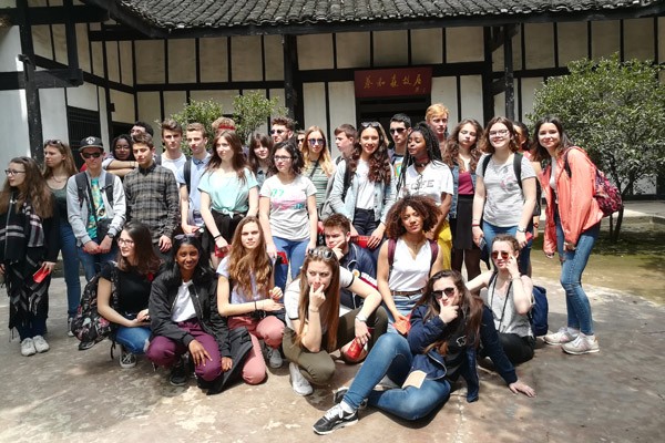 Students from Montargis, France tour in Hunan