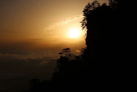 Wulingyuan Scenic Area Radiant Tianzi Mountain