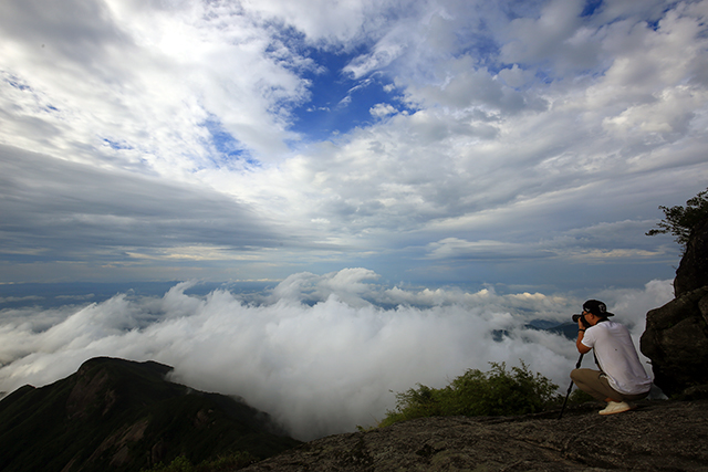 Hunan Hengshan Mountain Among Sea of Clouds