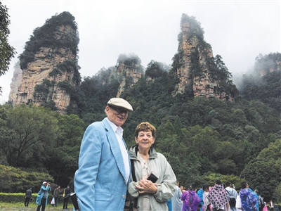 American professor couple highly praised Zhangjiajie &quot;Fairyland&quot;