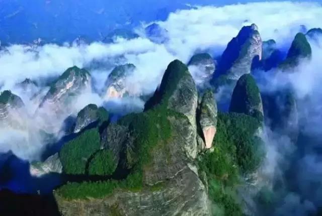 Langshan Mountain Scenic Area Offers Half-price Ticket