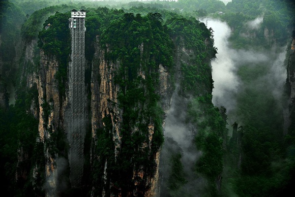 DAY TRIP to Zhangjiajie national forest park or Grand canyon or Tianmenshan