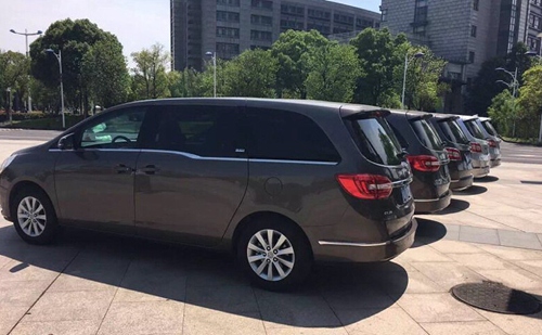 Car/Vehicle/Bus Rental in Changsha and Zhangjiajie and Fenghuang