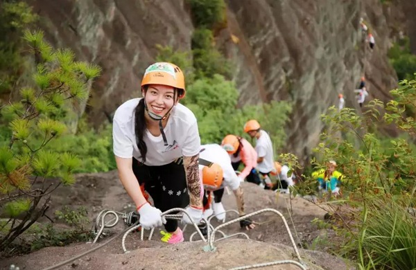 Zhangjiajie Yubi Peak Postcards Issued