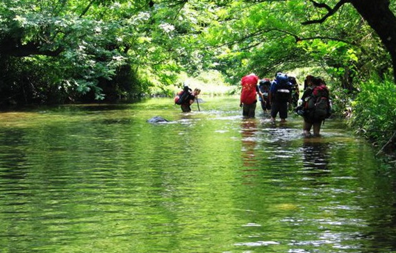 What is the best way from Zhuhai to Zhangjiajie?