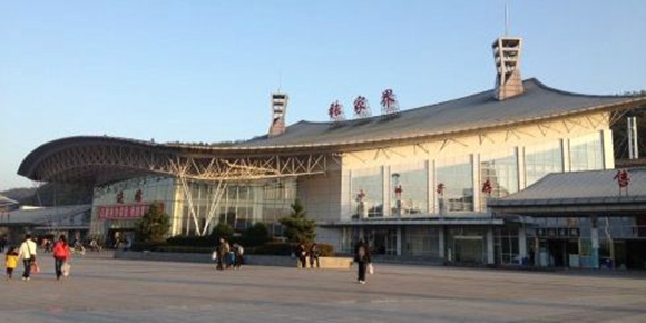 Any train from Zhangjiajie to Shanghai?