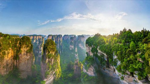 Zhangjiajie region is composed?