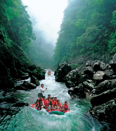 How about Zhangjiajie Join-in tour to Furong town(Mengdonghe)