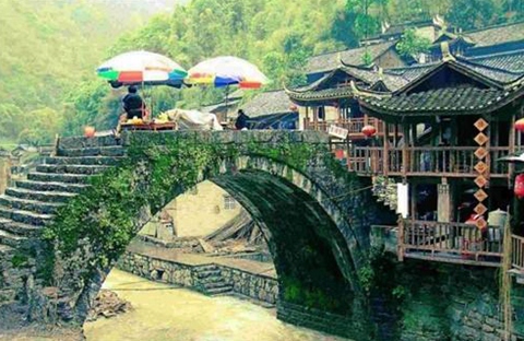 What are the ways for FIT to travel in Zhangjiajie?
