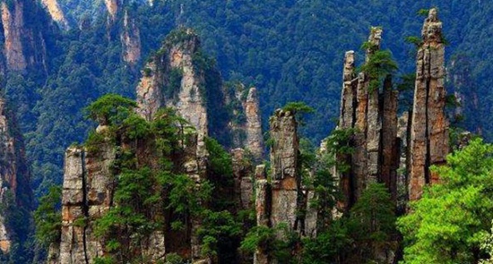 Can you provide a map of Zhangjiajie park?