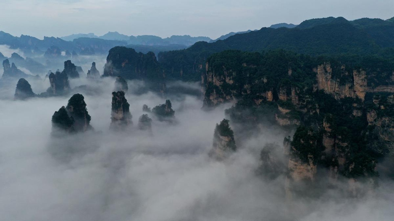 Mountains seem to float again in Wuingyuan Scenic Area