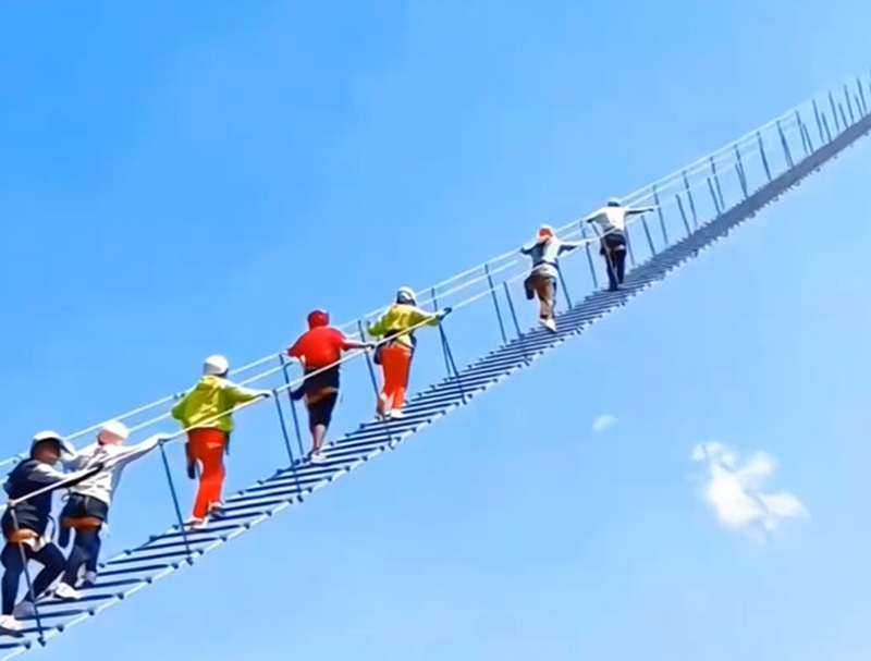 Day trip for Zhangjiajie Qixingshan Via Ferrata -Skyladder and Cloud Rope Swinging