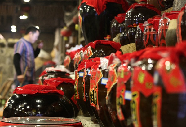 Rice wine brewing industry grows rapidly in Zhangjiajie