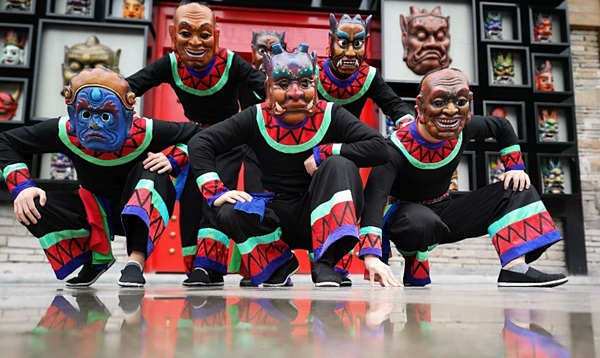 Zhangjiajie Nuo Opera to celebrate New Year at Xibu Old Street