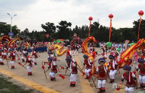2019 Welcome to Zhangjiajie “March Street” for Bai Spring Festival