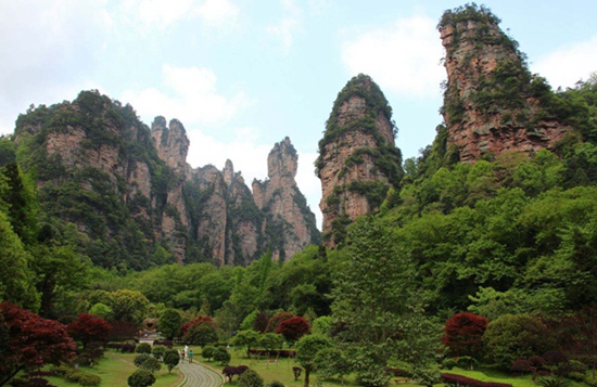 Zhangjiajie National Forest Park restore peak season's price, from March 1st