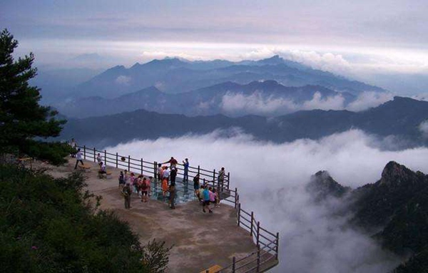 Hunan’s First International Hiking Trail Opens